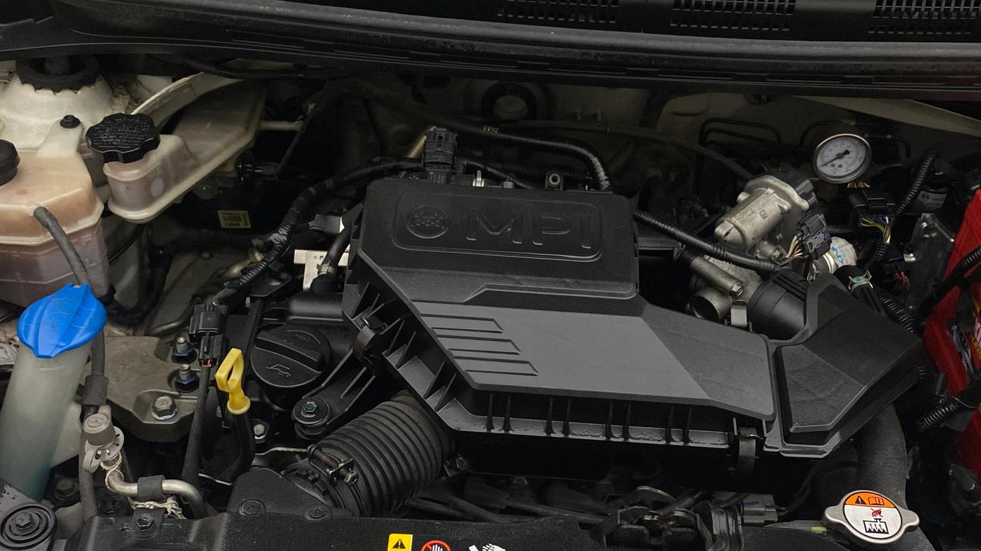 2018 Hyundai NEW SANTRO SPORTZ CNG, CNG, Manual, 94,346 km, Engine View - Right