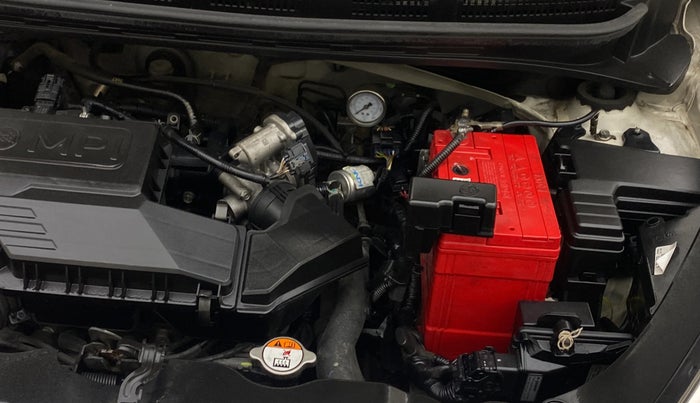 2018 Hyundai NEW SANTRO SPORTZ CNG, CNG, Manual, 94,346 km, Engine View - Left