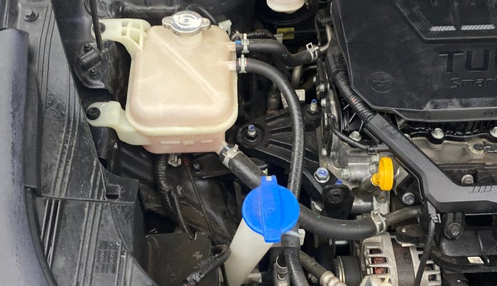 2023 KIA CARENS LUXURY 1.5 TURBO PETROL IMT 7 STR, Petrol, Manual, 29,644 km, Engine View - Right