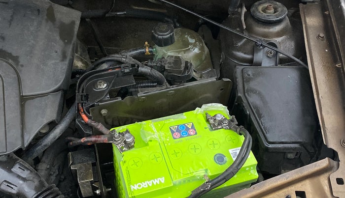 2014 Renault Duster 85 PS RXL DIESEL, Diesel, Manual, 1,08,474 km, Engine View - Left