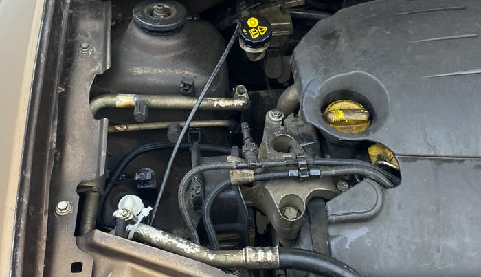 2014 Renault Duster 85 PS RXL DIESEL, Diesel, Manual, 1,08,474 km, Engine View - Right