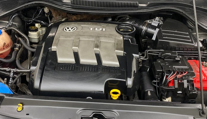 2013 Volkswagen Polo HIGHLINE DIESEL, Diesel, Manual, 86,369 km, Engine View