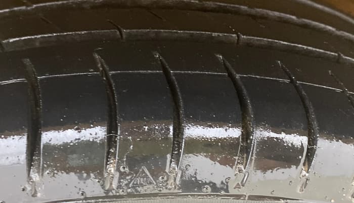 2018 Tata Tiago XT PETROL, Petrol, Manual, 72,730 km, Right Rear Tyre Tread