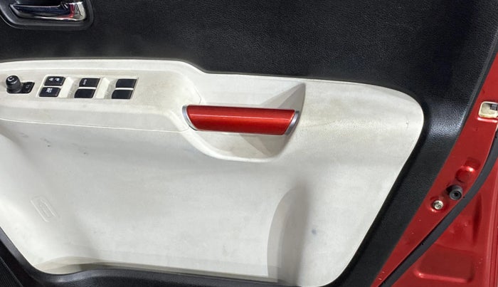 2018 Maruti IGNIS ZETA 1.2 AMT, Petrol, Automatic, 37,587 km, Driver Side Door Panels Control