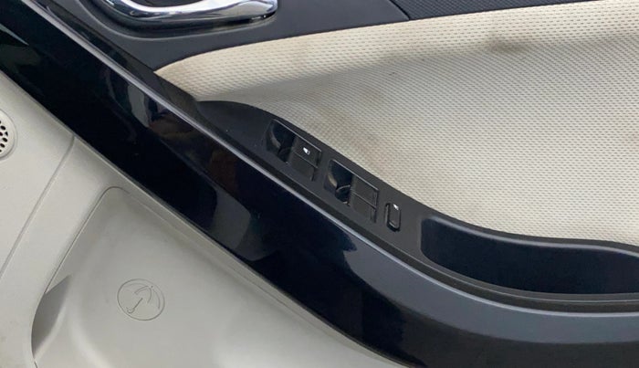 2022 Tata NEXON XZ PLUS PETROL, Petrol, Manual, 36,767 km, Driver Side Door Panels Control