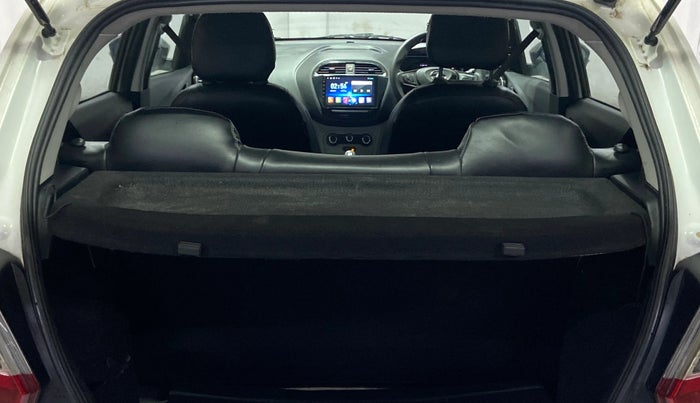 2022 Tata Tiago XT (O) PETROL, Petrol, Manual, 34,676 km, Boot Inside