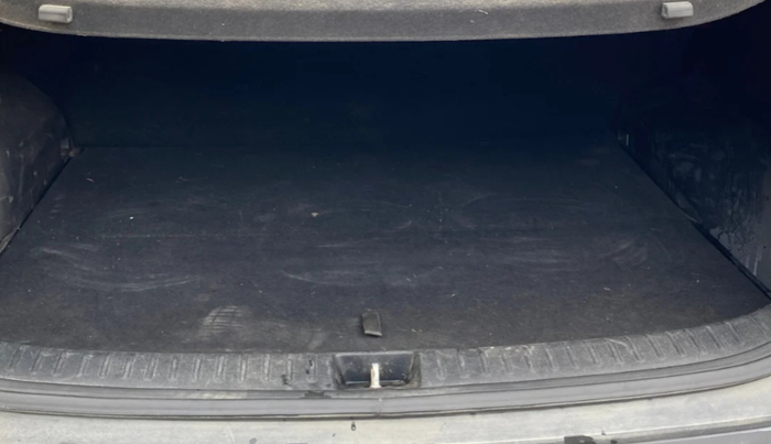 2020 KIA SELTOS HTK PLUS 1.5, Petrol, Manual, 84,208 km, Boot Inside