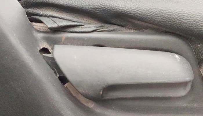 2013 Maruti Swift LXI, Petrol, Manual, 32,614 km, Driver Side Adjustment Panel