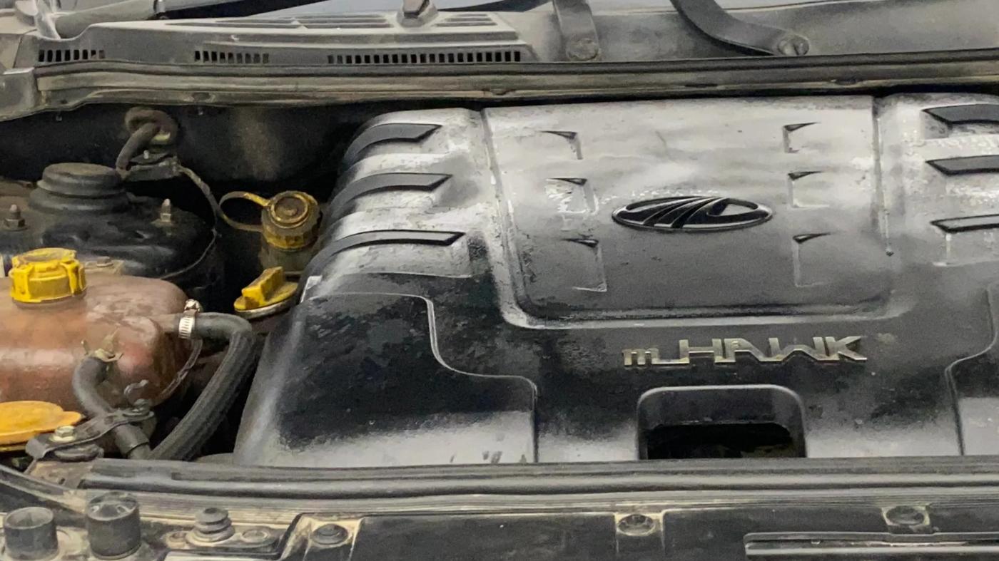 2019 Mahindra XUV500 W7, Diesel, Manual, 96,026 km, Engine View - Right