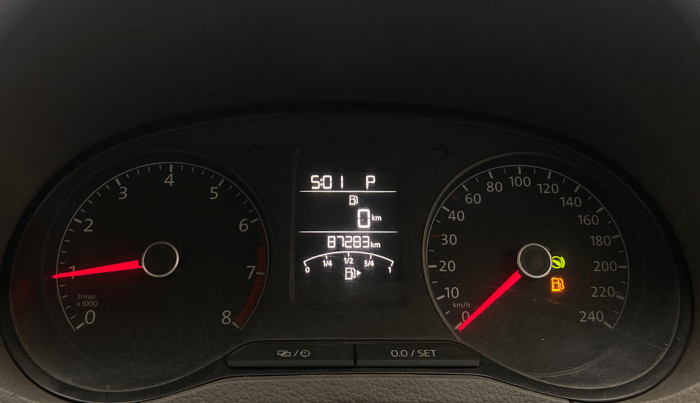 2014 Volkswagen Vento COMFORTLINE TSI AT PETROL, Petrol, Automatic, 87,486 km, Odometer Image