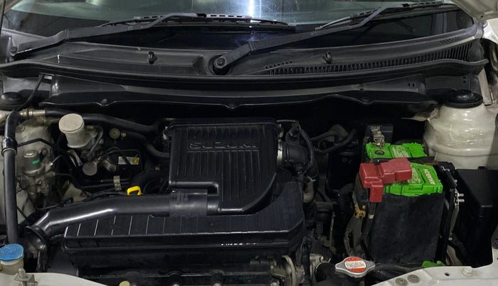 2015 Maruti Swift VXI, Petrol, Manual, 1,15,730 km, Engine View