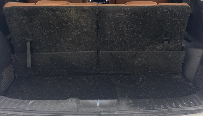 2020 MG HECTOR PLUS SHARP 1.5 PETROL TURBO DCT 6-STR, Petrol, Automatic, 66,402 km, Boot Inside