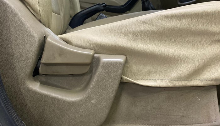 2022 Mahindra BOLERO NEO N 4, Diesel, Manual, 1,03,710 km, Driver Side Adjustment Panel