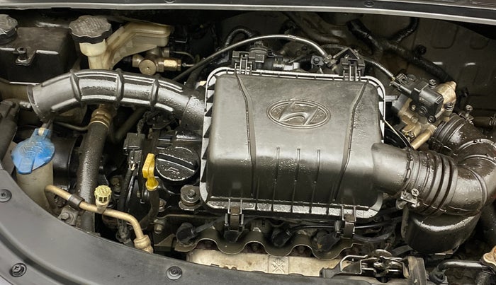 2014 Hyundai i10 SPORTZ 1.1, Petrol, Manual, 30,245 km, Engine View - Right