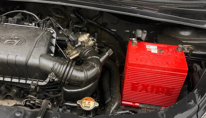 2014 Hyundai i10 SPORTZ 1.1, Petrol, Manual, 30,245 km, Engine View - Left