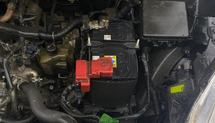 2022 Maruti Dzire ZXI AMT, Petrol, Automatic, 61,824 km, Engine View - Left