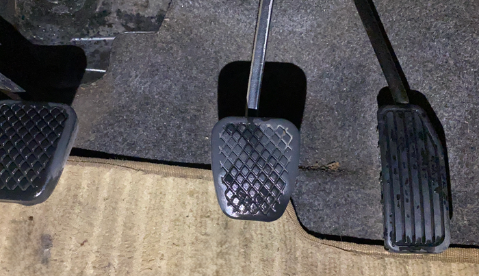 2016 Honda Brio VX MT, Petrol, Manual, 17,759 km, Pedals