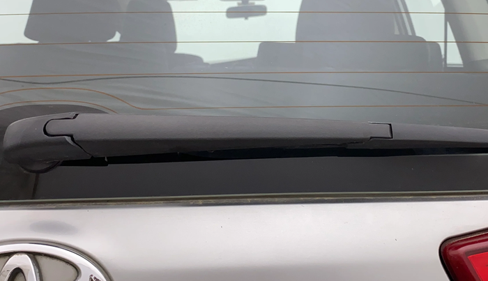 2022 Toyota Innova Crysta 2.7 VX 7 STR, Petrol, Manual, 60,927 km, Rear Wiper