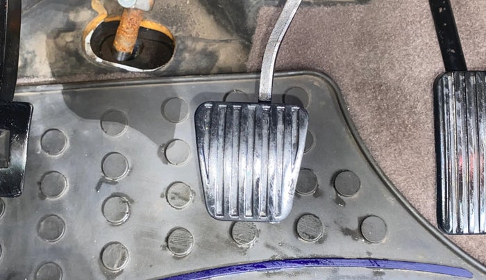 2013 Chevrolet Sail UVA 1.2 LS ABS, Petrol, Manual, 57,577 km, Pedals