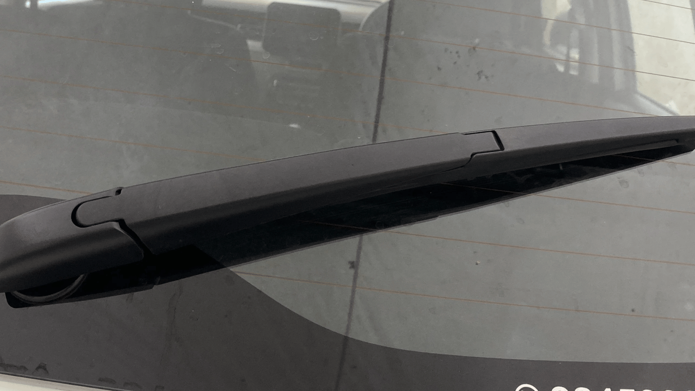 2023 Maruti IGNIS ALPHA 1.2, Petrol, Manual, 7,915 km, Rear Wiper