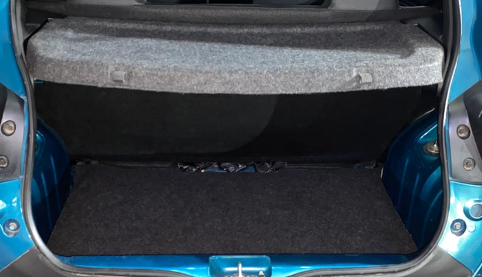 2022 Renault Kwid RXT 1.0, Petrol, Manual, 14,894 km, Boot Inside