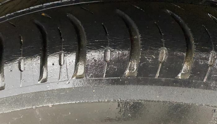 2021 Maruti New Wagon-R VXI 1.0, CNG, Manual, 72,366 km, Right Rear Tyre Tread