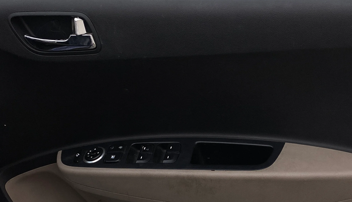 2014 Hyundai Grand i10 SPORTZ 1.2 KAPPA VTVT, Petrol, Manual, 74,156 km, Driver Side Door Panels Control