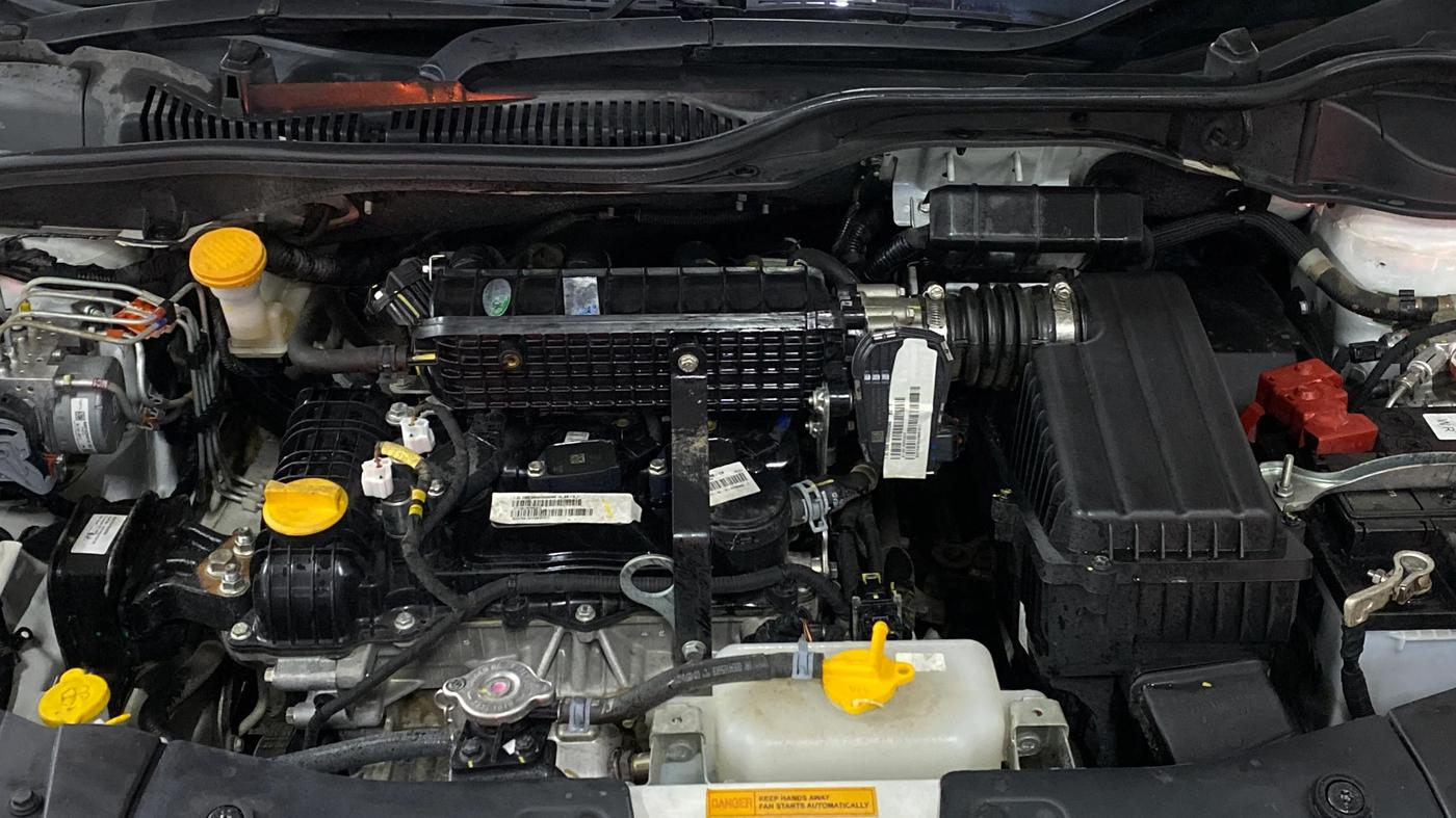 2024 Tata ALTROZ XE CNG, CNG, Manual, 20,000 km, Engine View