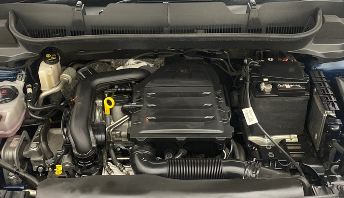 2025 Volkswagen TAIGUN GT Line 1.0L TSI MT, Petrol, Manual, 14,351 km, Engine View