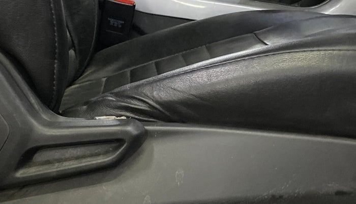 2022 Tata NEXON XM SUNROOF PETROL, CNG, Manual, 29,802 km, Driver Side Adjustment Panel