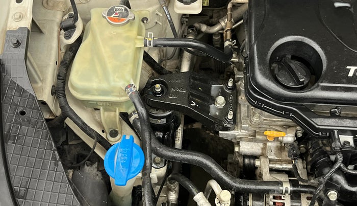 2019 Hyundai VENUE S 1.0 TURBO DCT, Petrol, Automatic, 43,031 km, Engine View - Right