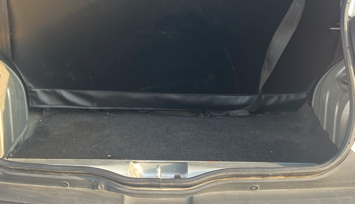 2017 Renault Kwid RXL, Petrol, Manual, 66,012 km, Boot Inside