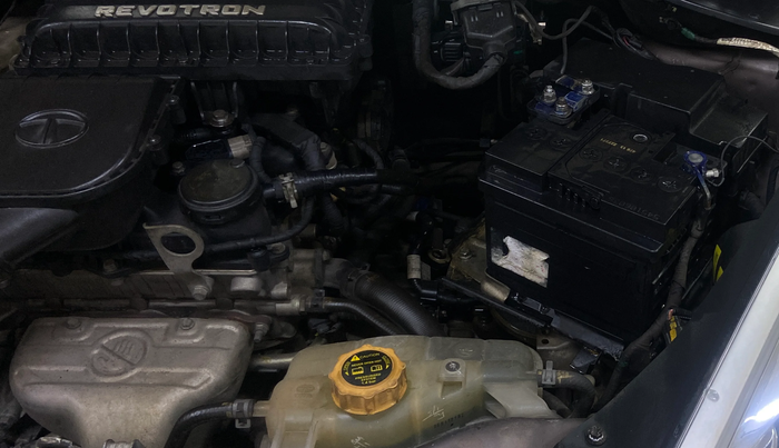 2018 Tata Tiago XE PETROL, Petrol, Manual, 65,966 km, Engine View - Left