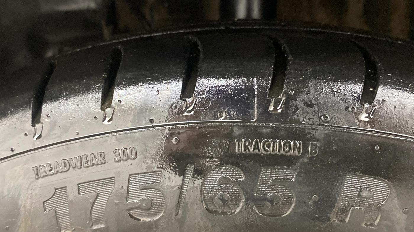 2018 Tata TIAGO NRG PETROL, Petrol, Manual, 93,561 km, Left Front Tyre Tread