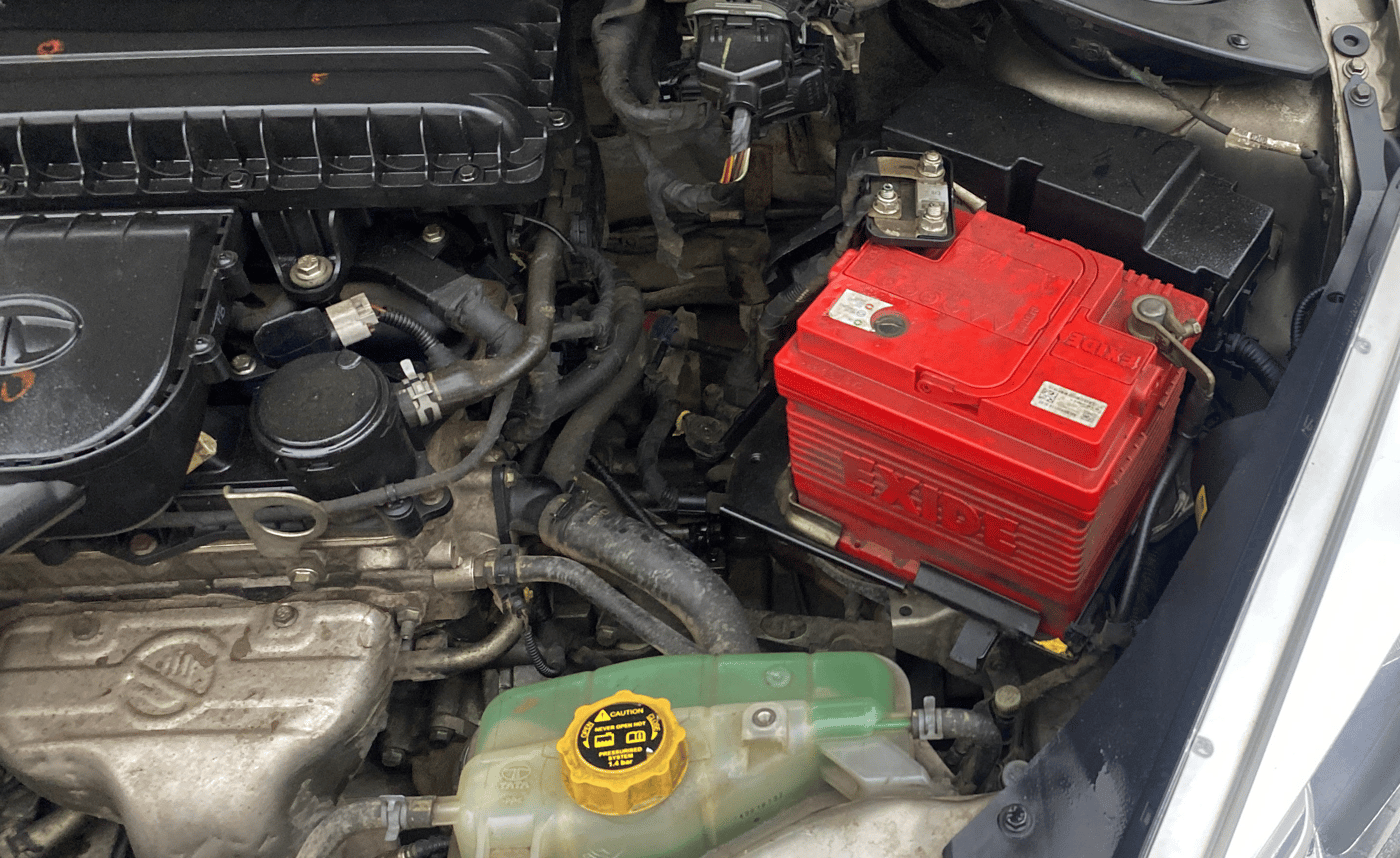 2018 Tata TIAGO NRG PETROL, Petrol, Manual, 93,561 km, Engine View - Left