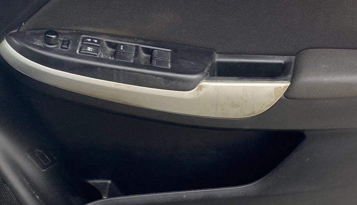 2018 Maruti Baleno ALPHA PETROL 1.2, Petrol, Manual, 48,028 km, Driver Side Door Panels Control