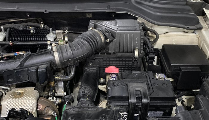 2021 Mahindra XUV300 W8 1.2 PETROL, Petrol, Manual, 67,830 km, Engine View - Left