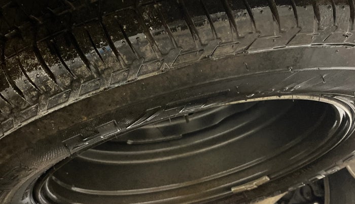 2015 Mahindra XUV500 W10, Diesel, Manual, 1,14,508 km, Spare Tyre