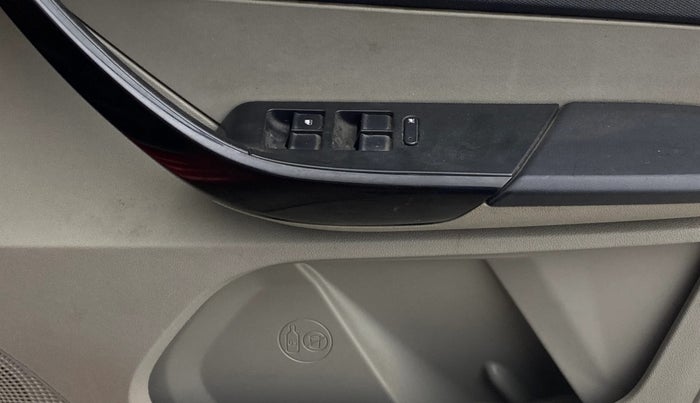 2017 Tata Tiago XT PETROL, Petrol, Manual, 60,025 km, Driver Side Door Panels Control