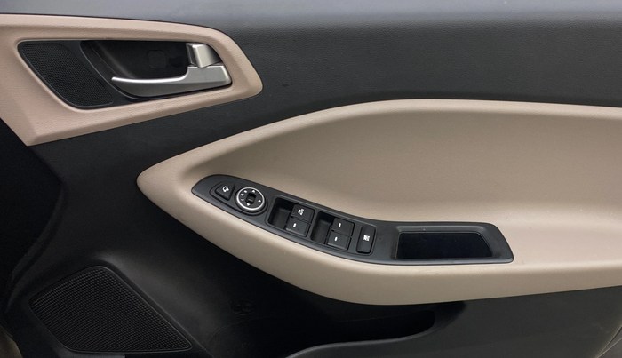 2019 Hyundai Elite i20 ASTA (O) CVT, Petrol, Automatic, 26,844 km, Driver Side Door Panels Control