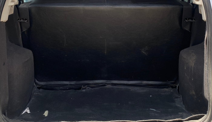 2016 Ford Ecosport AMBIENTE 1.5L PETROL, Petrol, Manual, 1,00,605 km, Boot Inside