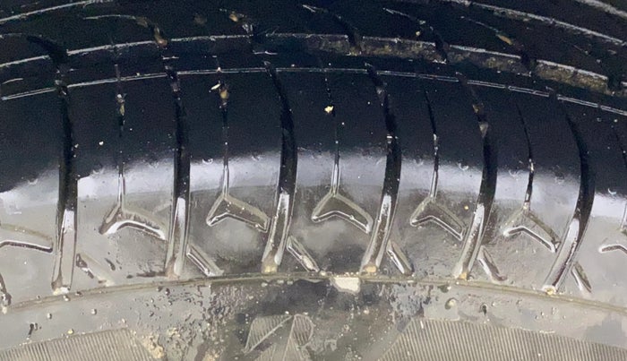 2019 Hyundai Elite i20 MAGNA PLUS 1.2, Petrol, Manual, 84,504 km, Right Rear Tyre Tread