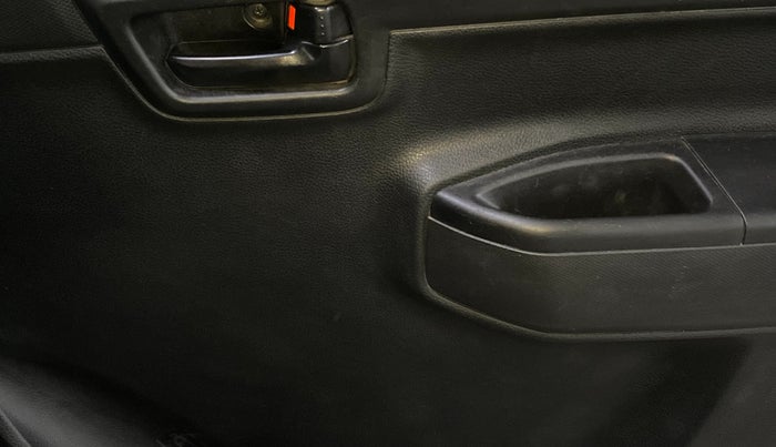 2021 Maruti S PRESSO VXI (O) CNG, CNG, Manual, 94,334 km, Driver Side Door Panels Control