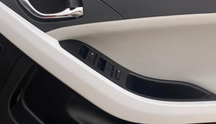 2024 Tata NEXON CREATIVE PLUS 1.2 REVOTRON 6 AMT DT, Petrol, Automatic, 4,273 km, Driver Side Door Panels Control