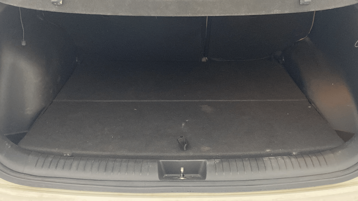 2017 Hyundai Creta SX PLUS AT 1.6 PETROL, Petrol, Automatic, 73,438 km, Boot Inside