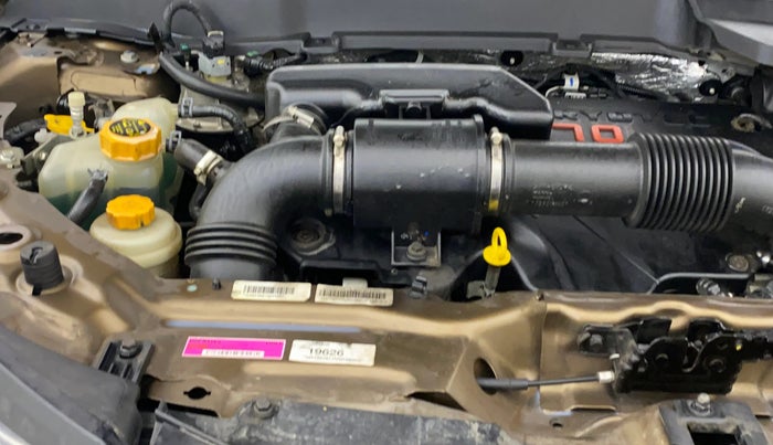 2022 Tata Harrier XZA PLUS 2.0L, Diesel, Automatic, 69,968 km, Engine View - Right