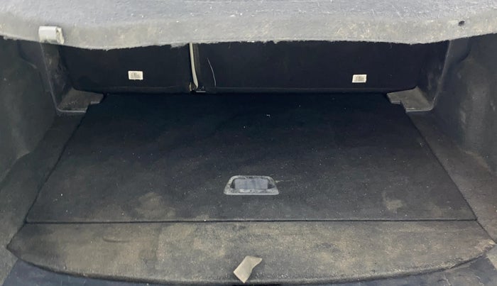 2022 Tata Harrier XZA PLUS 2.0L, Diesel, Automatic, 69,968 km, Boot Inside