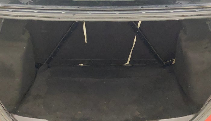 2015 Tata Zest XMS PETROL, Petrol, Manual, 1,27,331 km, Boot Inside