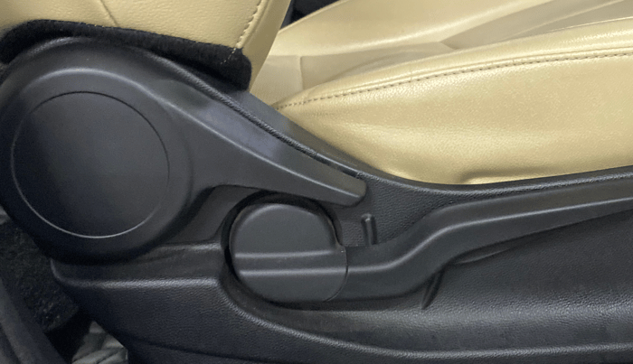 2023 Honda City 1.5L I-VTEC ZX CVT, Petrol, Automatic, 84,900 km, Driver Side Adjustment Panel