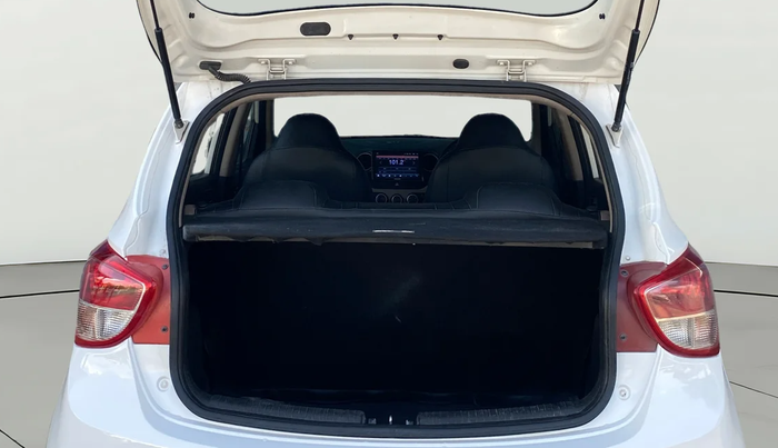 2014 Hyundai Grand i10 MAGNA 1.2 KAPPA VTVT, Petrol, Manual, 1,15,838 km, Boot Inside